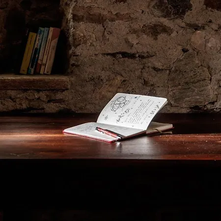 Appartamento Il Como' Della Civetta - Taverna “la Fenice”