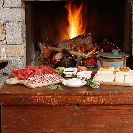 Il Como' Della Civetta - Taverna “la Fenice” Διαμέρισμα Stazzona